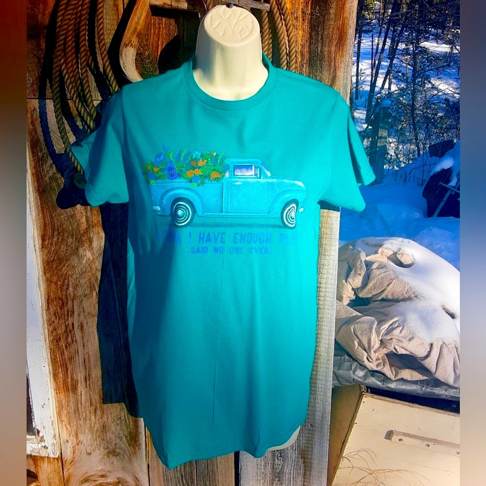 New with tags Spring woman’s shirt. Size S